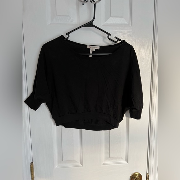 Black crop top - Picture 5 of 5